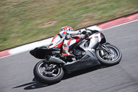 may-2014;motorbikes;no-limits;peter-wileman-photography;portimao;portugal;trackday;trackday-digital-images