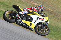 may-2014;motorbikes;no-limits;peter-wileman-photography;portimao;portugal;trackday;trackday-digital-images