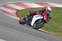 may-2014;motorbikes;no-limits;peter-wileman-photography;portimao;portugal;trackday;trackday-digital-images