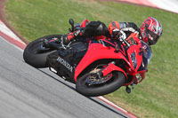 may-2014;motorbikes;no-limits;peter-wileman-photography;portimao;portugal;trackday;trackday-digital-images