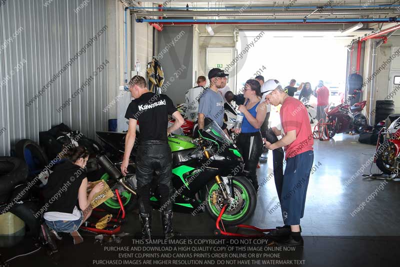 may 2014;motorbikes;no limits;peter wileman photography;portimao;portugal;trackday;trackday digital images