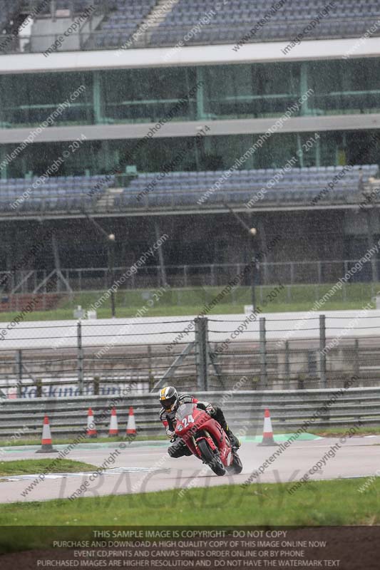 Rockingham no limits trackday;enduro digital images;event digital images;eventdigitalimages;no limits trackdays;peter wileman photography;racing digital images;rockingham raceway northamptonshire;rockingham trackday photographs;trackday digital images;trackday photos