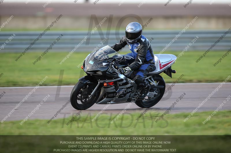 Rockingham no limits trackday;enduro digital images;event digital images;eventdigitalimages;no limits trackdays;peter wileman photography;racing digital images;rockingham raceway northamptonshire;rockingham trackday photographs;trackday digital images;trackday photos