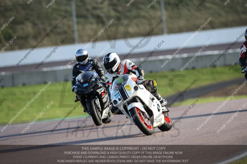 Rockingham no limits trackday;enduro digital images;event digital images;eventdigitalimages;no limits trackdays;peter wileman photography;racing digital images;rockingham raceway northamptonshire;rockingham trackday photographs;trackday digital images;trackday photos