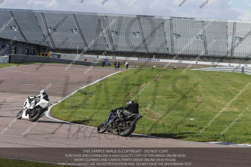 Rockingham no limits trackday;enduro digital images;event digital images;eventdigitalimages;no limits trackdays;peter wileman photography;racing digital images;rockingham raceway northamptonshire;rockingham trackday photographs;trackday digital images;trackday photos