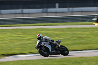 Rockingham-no-limits-trackday;enduro-digital-images;event-digital-images;eventdigitalimages;no-limits-trackdays;peter-wileman-photography;racing-digital-images;rockingham-raceway-northamptonshire;rockingham-trackday-photographs;trackday-digital-images;trackday-photos