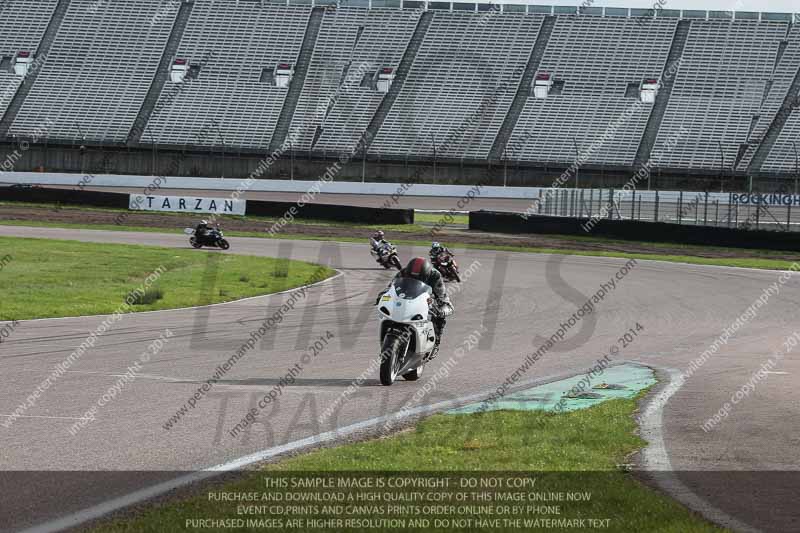 Rockingham no limits trackday;enduro digital images;event digital images;eventdigitalimages;no limits trackdays;peter wileman photography;racing digital images;rockingham raceway northamptonshire;rockingham trackday photographs;trackday digital images;trackday photos