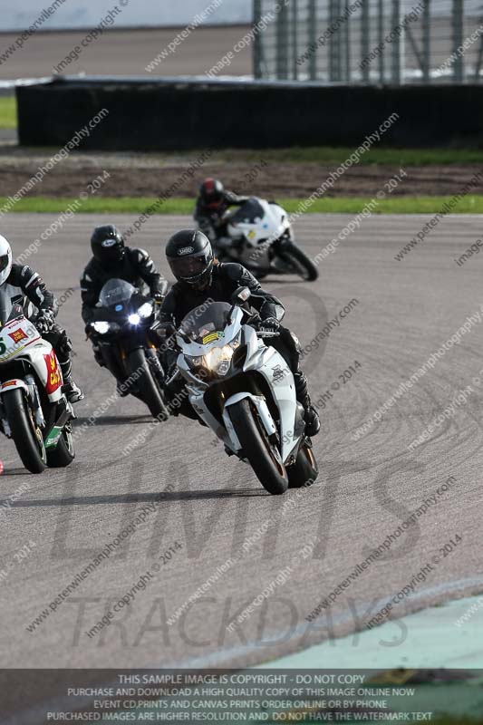 Rockingham no limits trackday;enduro digital images;event digital images;eventdigitalimages;no limits trackdays;peter wileman photography;racing digital images;rockingham raceway northamptonshire;rockingham trackday photographs;trackday digital images;trackday photos