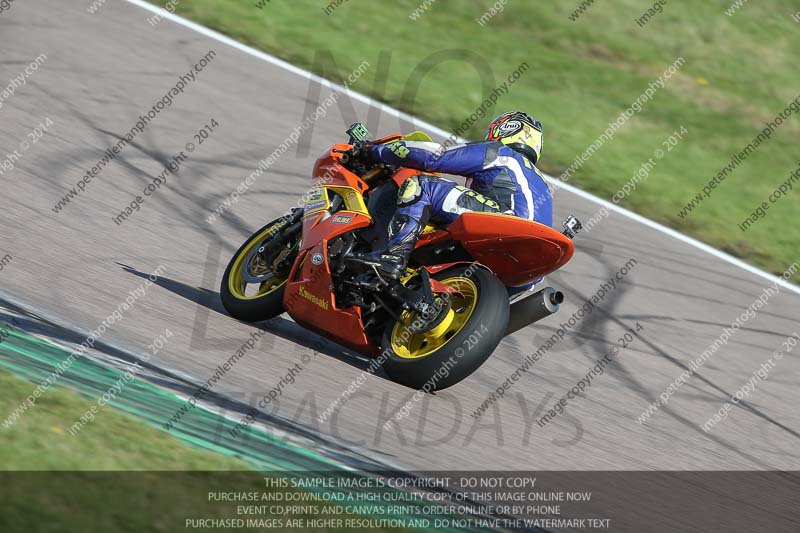 Rockingham no limits trackday;enduro digital images;event digital images;eventdigitalimages;no limits trackdays;peter wileman photography;racing digital images;rockingham raceway northamptonshire;rockingham trackday photographs;trackday digital images;trackday photos