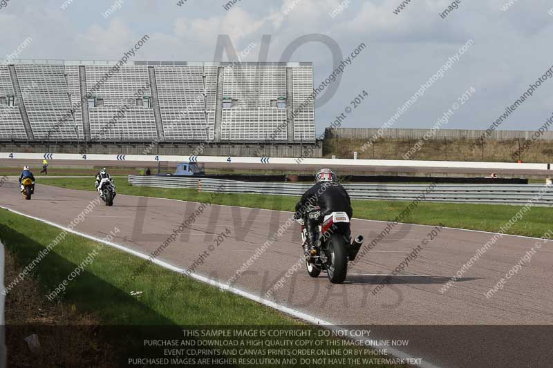 Rockingham no limits trackday;enduro digital images;event digital images;eventdigitalimages;no limits trackdays;peter wileman photography;racing digital images;rockingham raceway northamptonshire;rockingham trackday photographs;trackday digital images;trackday photos