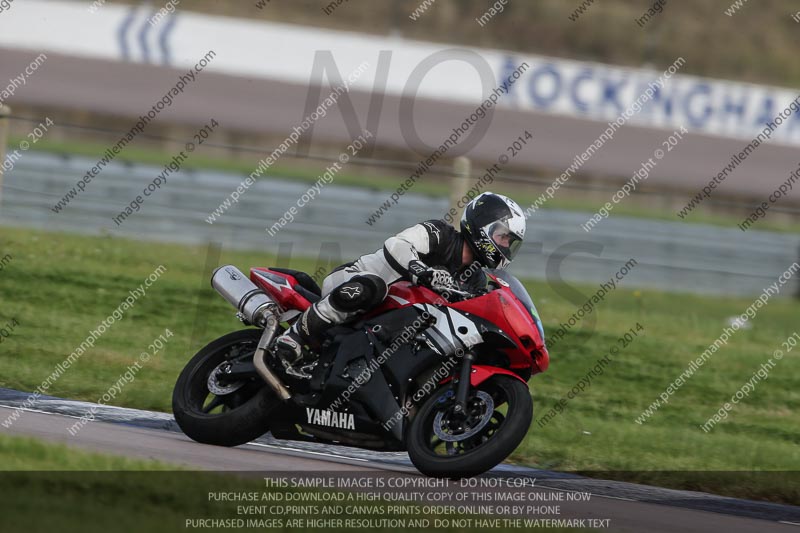 Rockingham no limits trackday;enduro digital images;event digital images;eventdigitalimages;no limits trackdays;peter wileman photography;racing digital images;rockingham raceway northamptonshire;rockingham trackday photographs;trackday digital images;trackday photos