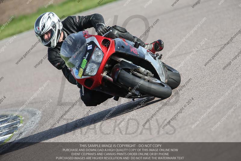 Rockingham no limits trackday;enduro digital images;event digital images;eventdigitalimages;no limits trackdays;peter wileman photography;racing digital images;rockingham raceway northamptonshire;rockingham trackday photographs;trackday digital images;trackday photos