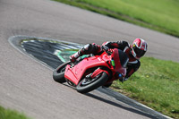 Rockingham-no-limits-trackday;enduro-digital-images;event-digital-images;eventdigitalimages;no-limits-trackdays;peter-wileman-photography;racing-digital-images;rockingham-raceway-northamptonshire;rockingham-trackday-photographs;trackday-digital-images;trackday-photos