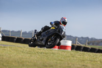 anglesey-no-limits-trackday;anglesey-photographs;anglesey-trackday-photographs;enduro-digital-images;event-digital-images;eventdigitalimages;no-limits-trackdays;peter-wileman-photography;racing-digital-images;trac-mon;trackday-digital-images;trackday-photos;ty-croes