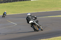 anglesey-no-limits-trackday;anglesey-photographs;anglesey-trackday-photographs;enduro-digital-images;event-digital-images;eventdigitalimages;no-limits-trackdays;peter-wileman-photography;racing-digital-images;trac-mon;trackday-digital-images;trackday-photos;ty-croes