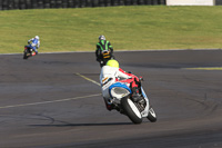 anglesey-no-limits-trackday;anglesey-photographs;anglesey-trackday-photographs;enduro-digital-images;event-digital-images;eventdigitalimages;no-limits-trackdays;peter-wileman-photography;racing-digital-images;trac-mon;trackday-digital-images;trackday-photos;ty-croes