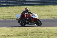 anglesey-no-limits-trackday;anglesey-photographs;anglesey-trackday-photographs;enduro-digital-images;event-digital-images;eventdigitalimages;no-limits-trackdays;peter-wileman-photography;racing-digital-images;trac-mon;trackday-digital-images;trackday-photos;ty-croes