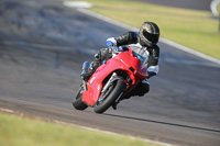 anglesey-no-limits-trackday;anglesey-photographs;anglesey-trackday-photographs;enduro-digital-images;event-digital-images;eventdigitalimages;no-limits-trackdays;peter-wileman-photography;racing-digital-images;trac-mon;trackday-digital-images;trackday-photos;ty-croes