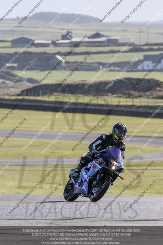 anglesey no limits trackday;anglesey photographs;anglesey trackday photographs;enduro digital images;event digital images;eventdigitalimages;no limits trackdays;peter wileman photography;racing digital images;trac mon;trackday digital images;trackday photos;ty croes