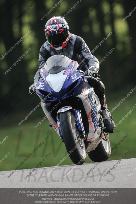 cadwell no limits trackday;cadwell park;cadwell park photographs;cadwell trackday photographs;enduro digital images;event digital images;eventdigitalimages;no limits trackdays;peter wileman photography;racing digital images;trackday digital images;trackday photos