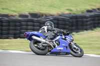 anglesey-no-limits-trackday;anglesey-photographs;anglesey-trackday-photographs;enduro-digital-images;event-digital-images;eventdigitalimages;no-limits-trackdays;peter-wileman-photography;racing-digital-images;trac-mon;trackday-digital-images;trackday-photos;ty-croes