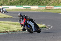 enduro-digital-images;event-digital-images;eventdigitalimages;mallory-park;mallory-park-photographs;mallory-park-trackday;mallory-park-trackday-photographs;no-limits-trackdays;peter-wileman-photography;racing-digital-images;trackday-digital-images;trackday-photos
