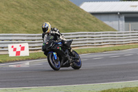 Novice Black/Silver Bikes