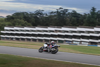 donington-no-limits-trackday;donington-park-photographs;donington-trackday-photographs;no-limits-trackdays;peter-wileman-photography;trackday-digital-images;trackday-photos