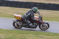 enduro-digital-images;event-digital-images;eventdigitalimages;mallory-park;mallory-park-photographs;mallory-park-trackday;mallory-park-trackday-photographs;no-limits-trackdays;peter-wileman-photography;racing-digital-images;trackday-digital-images;trackday-photos