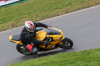 Novice Group Green/Yellow Bikes