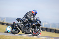 anglesey-no-limits-trackday;anglesey-photographs;anglesey-trackday-photographs;enduro-digital-images;event-digital-images;eventdigitalimages;no-limits-trackdays;peter-wileman-photography;racing-digital-images;trac-mon;trackday-digital-images;trackday-photos;ty-croes