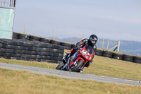 anglesey-no-limits-trackday;anglesey-photographs;anglesey-trackday-photographs;enduro-digital-images;event-digital-images;eventdigitalimages;no-limits-trackdays;peter-wileman-photography;racing-digital-images;trac-mon;trackday-digital-images;trackday-photos;ty-croes