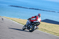 anglesey-no-limits-trackday;anglesey-photographs;anglesey-trackday-photographs;enduro-digital-images;event-digital-images;eventdigitalimages;no-limits-trackdays;peter-wileman-photography;racing-digital-images;trac-mon;trackday-digital-images;trackday-photos;ty-croes