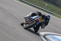 donington-no-limits-trackday;donington-park-photographs;donington-trackday-photographs;no-limits-trackdays;peter-wileman-photography;trackday-digital-images;trackday-photos