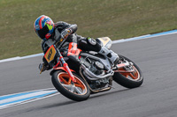 donington-no-limits-trackday;donington-park-photographs;donington-trackday-photographs;no-limits-trackdays;peter-wileman-photography;trackday-digital-images;trackday-photos