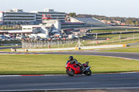 brands-hatch-photographs;brands-no-limits-trackday;cadwell-trackday-photographs;enduro-digital-images;event-digital-images;eventdigitalimages;no-limits-trackdays;peter-wileman-photography;racing-digital-images;trackday-digital-images;trackday-photos