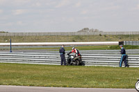 Rockingham-no-limits-trackday;enduro-digital-images;event-digital-images;eventdigitalimages;no-limits-trackdays;peter-wileman-photography;racing-digital-images;rockingham-raceway-northamptonshire;rockingham-trackday-photographs;trackday-digital-images;trackday-photos