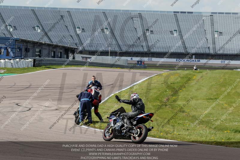 Rockingham no limits trackday;enduro digital images;event digital images;eventdigitalimages;no limits trackdays;peter wileman photography;racing digital images;rockingham raceway northamptonshire;rockingham trackday photographs;trackday digital images;trackday photos