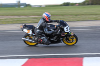 brands-hatch-photographs;brands-no-limits-trackday;cadwell-trackday-photographs;enduro-digital-images;event-digital-images;eventdigitalimages;no-limits-trackdays;peter-wileman-photography;racing-digital-images;trackday-digital-images;trackday-photos