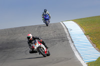 donington-no-limits-trackday;donington-park-photographs;donington-trackday-photographs;no-limits-trackdays;peter-wileman-photography;trackday-digital-images;trackday-photos