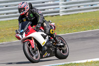 donington-no-limits-trackday;donington-park-photographs;donington-trackday-photographs;no-limits-trackdays;peter-wileman-photography;trackday-digital-images;trackday-photos