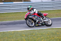 donington-no-limits-trackday;donington-park-photographs;donington-trackday-photographs;no-limits-trackdays;peter-wileman-photography;trackday-digital-images;trackday-photos