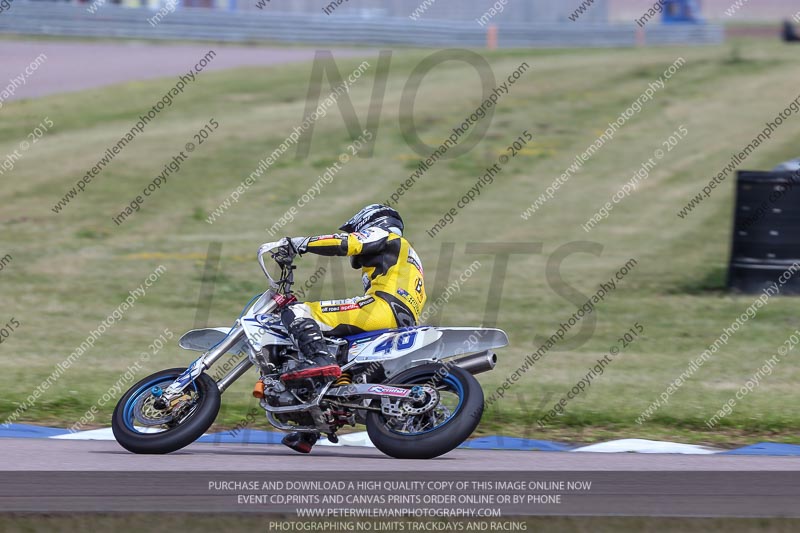 Rockingham no limits trackday;enduro digital images;event digital images;eventdigitalimages;no limits trackdays;peter wileman photography;racing digital images;rockingham raceway northamptonshire;rockingham trackday photographs;trackday digital images;trackday photos