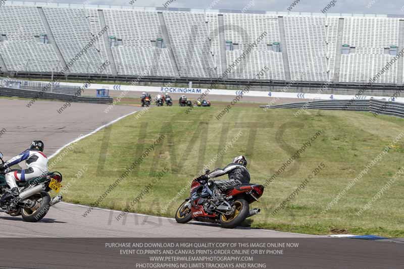 Rockingham no limits trackday;enduro digital images;event digital images;eventdigitalimages;no limits trackdays;peter wileman photography;racing digital images;rockingham raceway northamptonshire;rockingham trackday photographs;trackday digital images;trackday photos