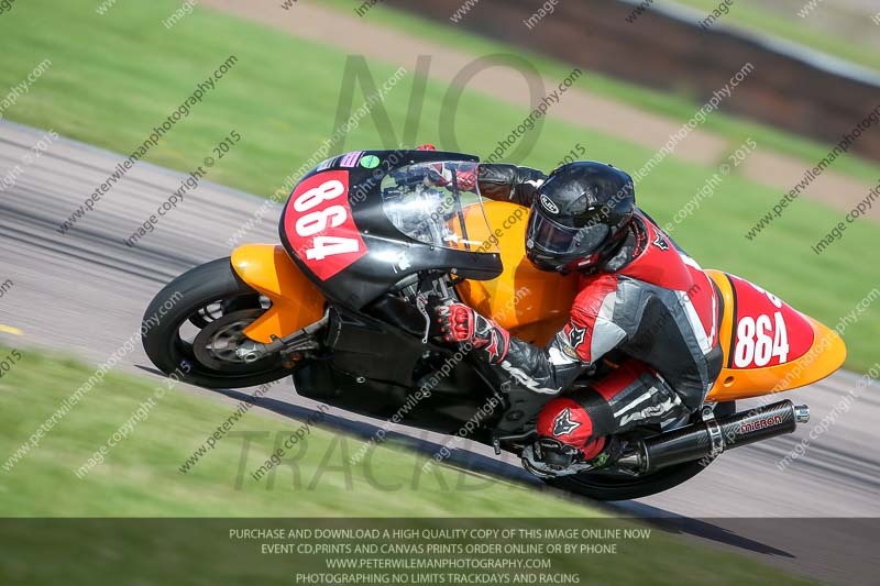 Rockingham no limits trackday;enduro digital images;event digital images;eventdigitalimages;no limits trackdays;peter wileman photography;racing digital images;rockingham raceway northamptonshire;rockingham trackday photographs;trackday digital images;trackday photos