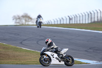 donington-no-limits-trackday;donington-park-photographs;donington-trackday-photographs;no-limits-trackdays;peter-wileman-photography;trackday-digital-images;trackday-photos