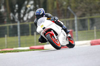 brands-hatch-photographs;brands-no-limits-trackday;cadwell-trackday-photographs;enduro-digital-images;event-digital-images;eventdigitalimages;no-limits-trackdays;peter-wileman-photography;racing-digital-images;trackday-digital-images;trackday-photos
