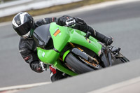 Inter Green/Yellow Bikes