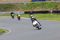 enduro-digital-images;event-digital-images;eventdigitalimages;mallory-park;mallory-park-photographs;mallory-park-trackday;mallory-park-trackday-photographs;no-limits-trackdays;peter-wileman-photography;racing-digital-images;trackday-digital-images;trackday-photos