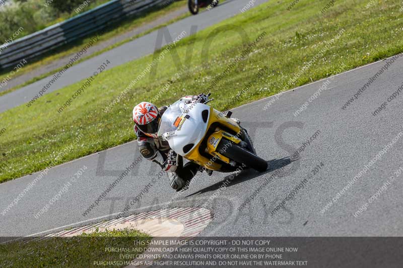 enduro digital images;event digital images;eventdigitalimages;mallory park;mallory park photographs;mallory park trackday;mallory park trackday photographs;no limits trackdays;peter wileman photography;racing digital images;trackday digital images;trackday photos